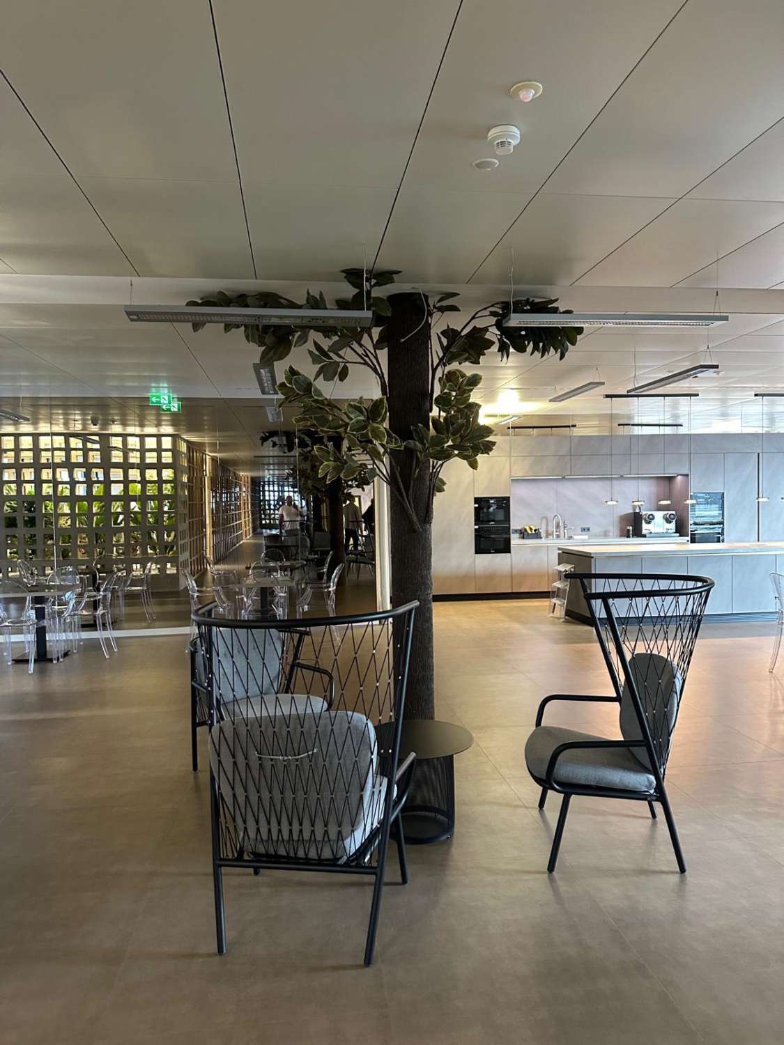 FITSEVENELEVEN BLACK